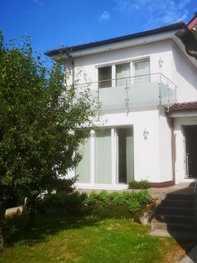 Townhouse Kassel City Modern/Ruhig/Kostenlose Parkmöglichkeiten Exterior foto